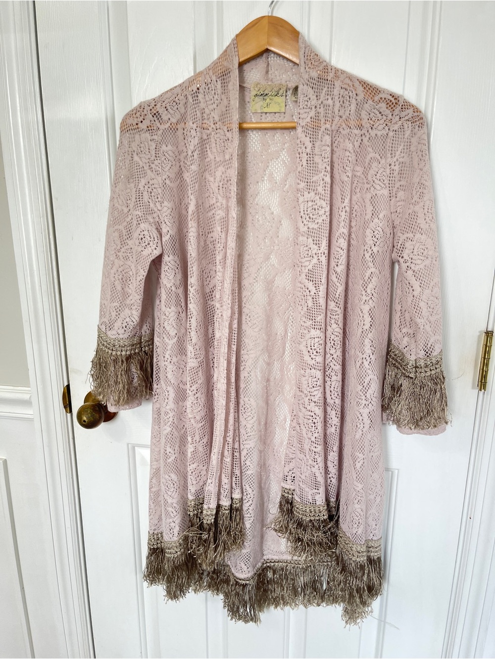 Gimmicks by BKE Medium Fringe Taupe Champagne Cardigan Lace Fringe Festival Boho